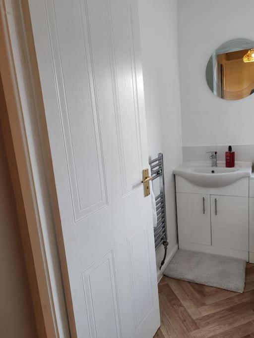 Villa Modern Living In Hull Kingston upon Hull Esterno foto