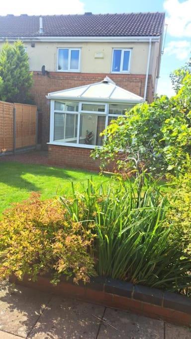 Villa Modern Living In Hull Kingston upon Hull Esterno foto
